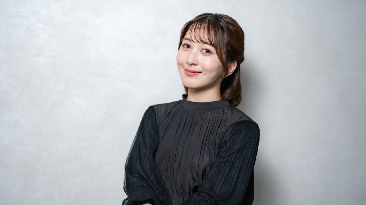 黒色のワンピース